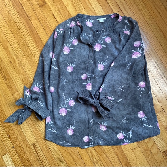 EUC Caslon Gray Blouse - Picture 1 of 7